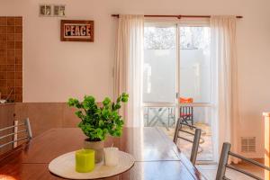 Departamentos en pleno centro Santa Teresita