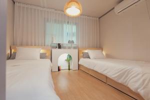 Seoul Station on foot Private entrance Maximum 7 people Netflix Free wifi Comfort
