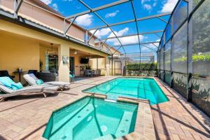 Mojo 9BR Retreat with Pool, Spa Game Room and more