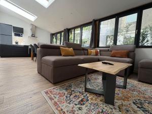 LAtelier du Prince - F2 Centre-ville avec cour