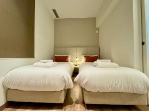 MODERN ELEGANCE by MyRentalHost