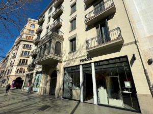 MODERN ELEGANCE by MyRentalHost