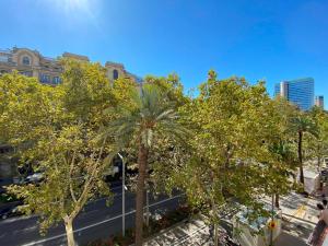 MODERN ELEGANCE by MyRentalHost