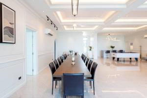 Private Heaven Beachfront Pool Villa I Chaam VVH53