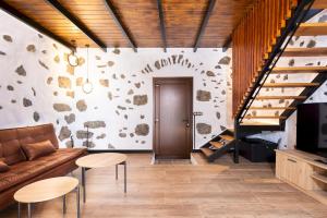 Home2Book Rustic Stone Haven with Terrace