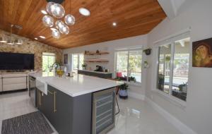 Coral Springs Retreat, Enclosed Pool & Free Parking