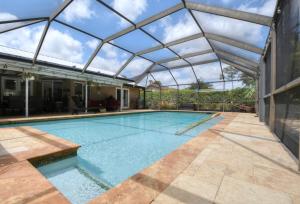 Coral Springs Retreat, Enclosed Pool & Free Parking