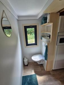 Chalet sur leau dans un cadre idyllique