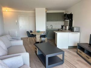 530 - Appartement T3, à Erquy, avec pleine vue mer