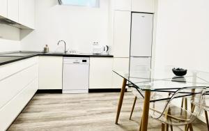 Lisbon center apt- Two bedroom in Martim Moniz