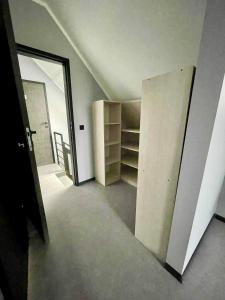 Willa Sara II Karwia