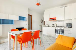 GuestHost - Comfortable & Bright Apartment Mestre