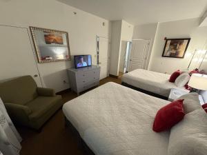 Peaceful Condo With Free Shuttle To Parks