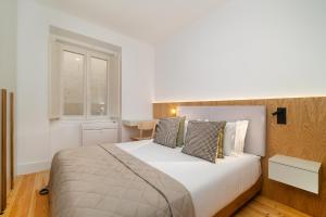 WHome Central Lisbon Hideaway in Lively Rua da Rosa