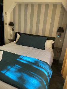 Hotels Hotel Beausoleil : photos des chambres