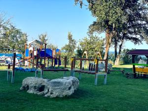 Skyline 11 Apartment - Sea Views & Serenity by the Coast