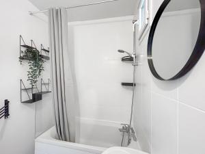 Appartements Appartement lumineux et spacieux avec 2 chambres : photos des chambres