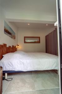 Maison vu Lac en première ligne du lac de Lacanau avec terrain de tennis privatif