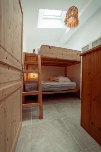 Villas Maison vu Lac en premiere ligne du lac de Lacanau avec terrain de tennis privatif : photos des chambres