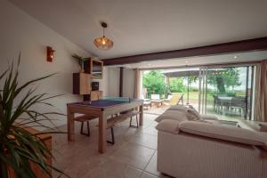 Villas Maison vu Lac en premiere ligne du lac de Lacanau avec terrain de tennis privatif : photos des chambres