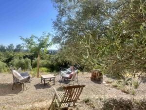 B&B / Chambres d'hotes Pretty Little House in Provence : photos des chambres