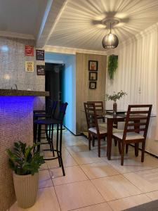 Aparatmento aconchegante na praia do futuro ao lado do mar