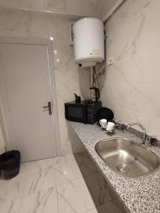 DHB STAYS Urban Gem 2BR - 102