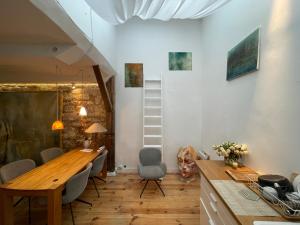 Chambres Studio Eleusis-Paris
