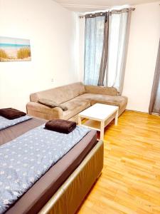 Lovely Rooms in Märzstraße Area MZ10