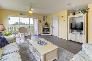 Swim, Boat & Explore: Marsh-Front Gem in Delaware!