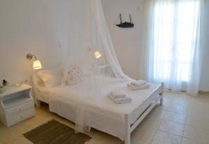 Heliotropio Studios & Apartments Milos Greece