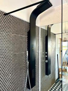 Cosy studio - Baignoire balnéo et Clim