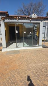 Neethling 6 Guest House