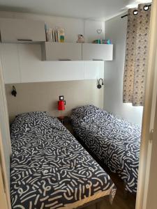 Campings Mobilhome Camping piscine Hyeres Plage : photos des chambres