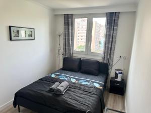 Sejours chez l'habitant Metro Lakeside : Chambre Double avec Salle de Bains Commune