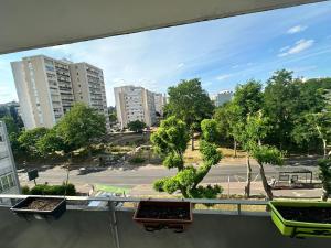 Sejours chez l'habitant Metro Lakeside : Chambre Double avec Salle de Bains Commune