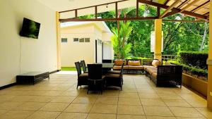 Sunny Home Herradura - Family & Work From Beach