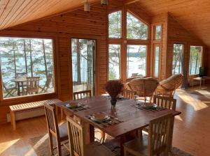 Villa Wellingholma Surrounded by Nature and Sea Views - Luvia, West Coast of Finland