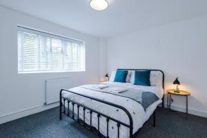 Hansas Executive Retreat - Two Luxury Townhouses by Parydise, Ideal for Business or Family