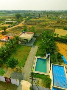 lm farm house