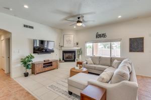 1 Mi to Golf Course: Yuma Oasis w Furnished Patio