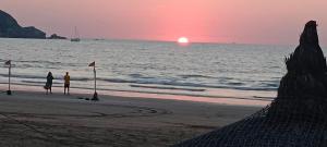 Amplio Condominio Ibis Mazatlán Zona dorada