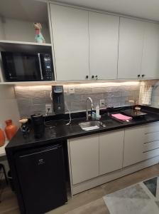 Studio na Barra, perto da praia, shopping e pontos turísticos com garagem grátis