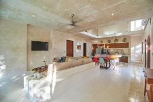 Villa Menara - 10pax - 2 pools - Jungle Lux