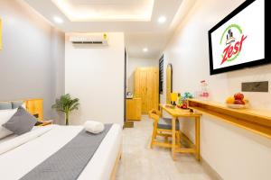 Hotel Zest Near IGI Airport
