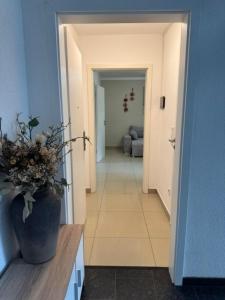 Moderne Erdgeschosswohnung und eigenem Garten für bis zu 4 Personen