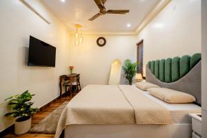 Sky Nest, Room in Terrace