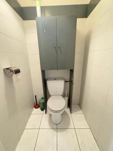 Appartements F3 confortable a 2 min du metro et ambiance cinema : photos des chambres