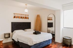 Elegant 2BR Duplex with Style
