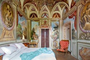 Lake Varese villa